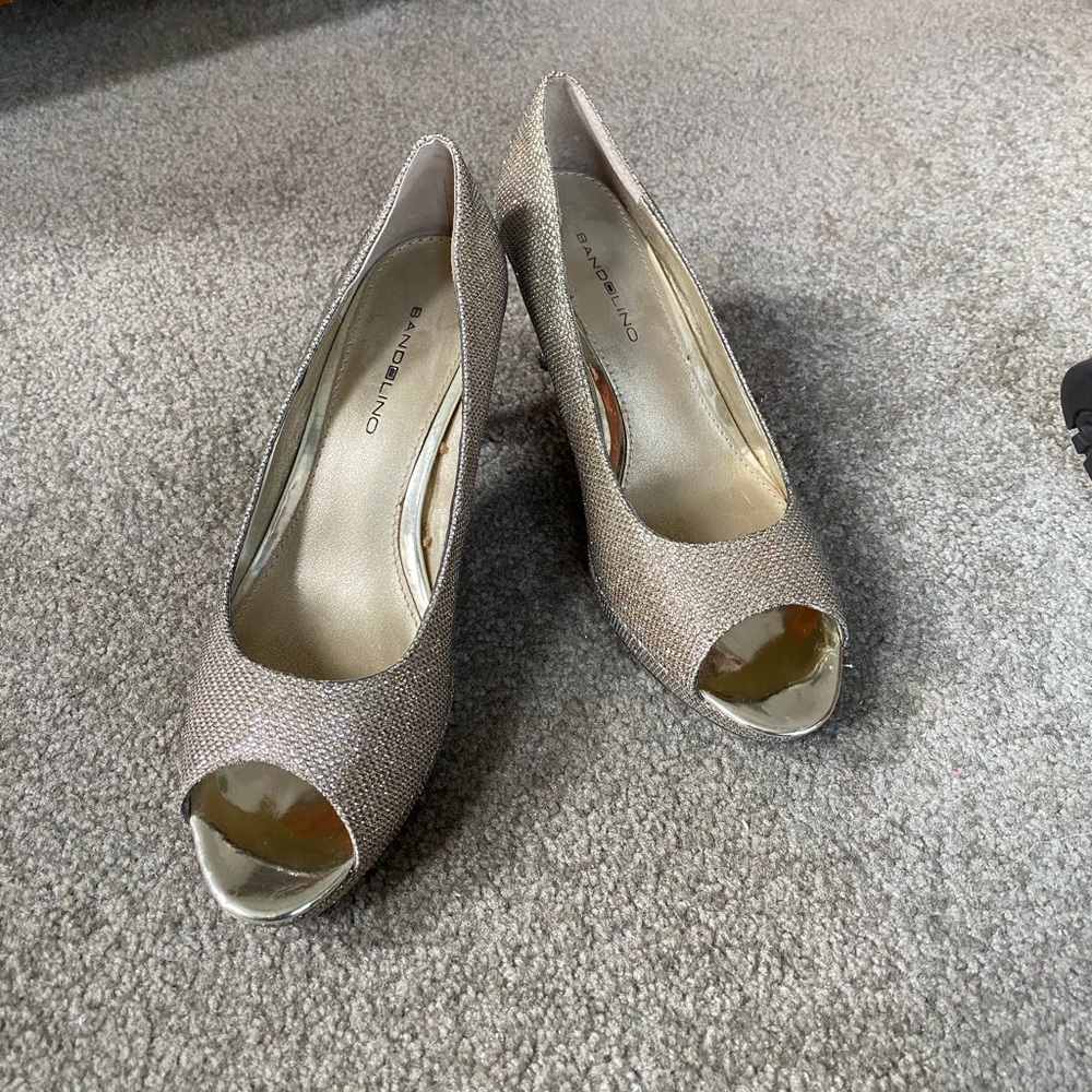 Dress shoes